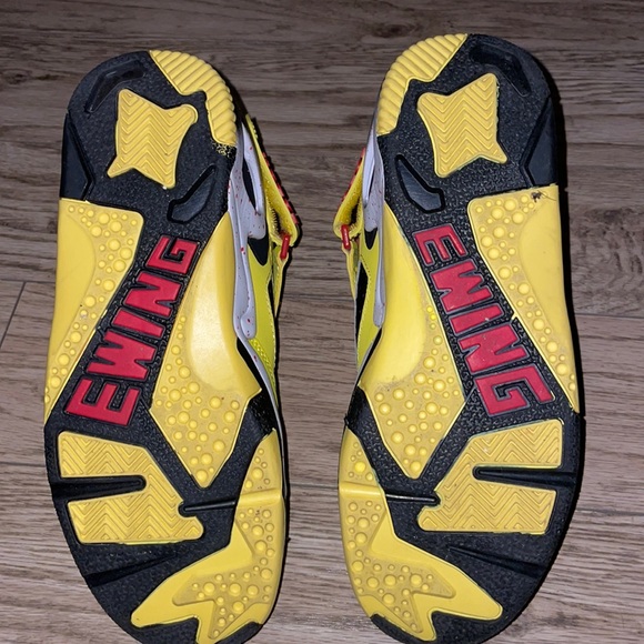 Brand new Patrick Ewing Rogue’s - Picture 5 of 6